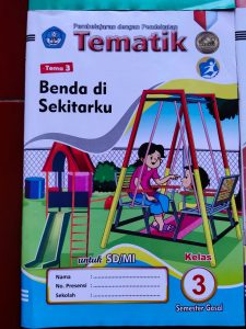 Distributor/Supplier/Jual LKS SD K13 Tematik Merk Medali Kelas 3 Tema 1 Semester 1
