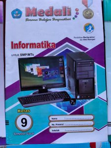 Distributor/Supplier/Jual LKS SMP/MTs K13 Merk Medali Matematika Kelas 9 Semester 1