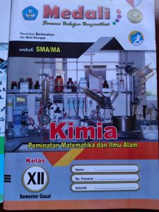 Distributor/Supplier/Jual LKS SMA/MA K13 Merk Medali Kimia Kelas 12 Semester 1