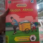 Distributor/Supplier/Agen Jual LKS MI Agama KMA 183 Pisahan Penerbit Grafika 27 Semester 2 Tahun 2021/2022