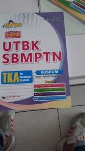 Distributor/Supplier/Agen/Jual Buku UTBK SBMPTN TKA (Tes Kemampuan Akademik) SOSHUM 2022