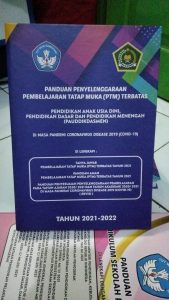 Produsen/Distributor/Agen/Jual Buku Buku Panduan Penyelenggaraan Pembelajaran Tatap Muka (PTM) Terbatas Pendidikan Anak Usia Dini, Pendidikan Dasar dan Pendidikan Menengah (PAUDDIKDASMEN) Tahun 2021 (WA 085730453518)